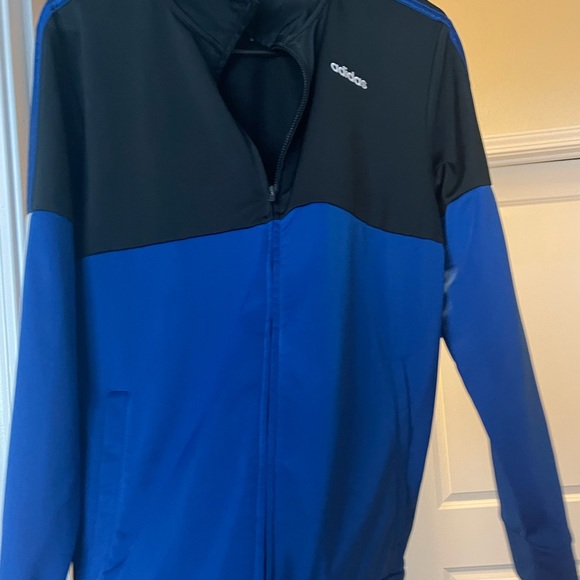 Medium Adidas jacket,mens Jordan sweatsuit,medium warriors jacket,shoes 6-8.5men - Picture 3 of 10